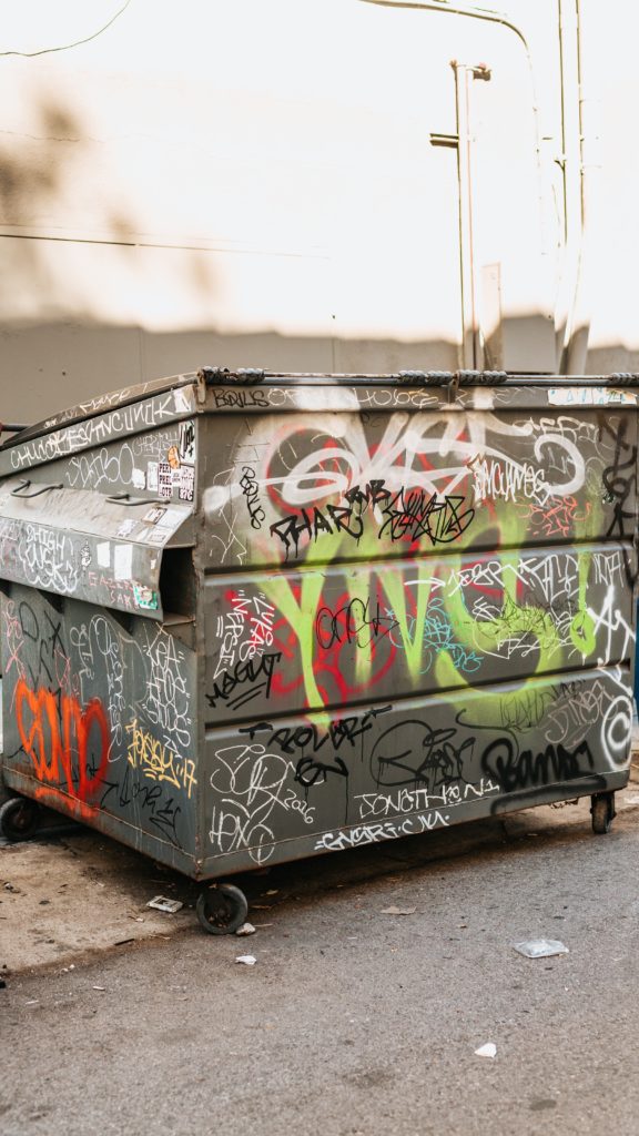 simplenotsimple_motherhood_trash